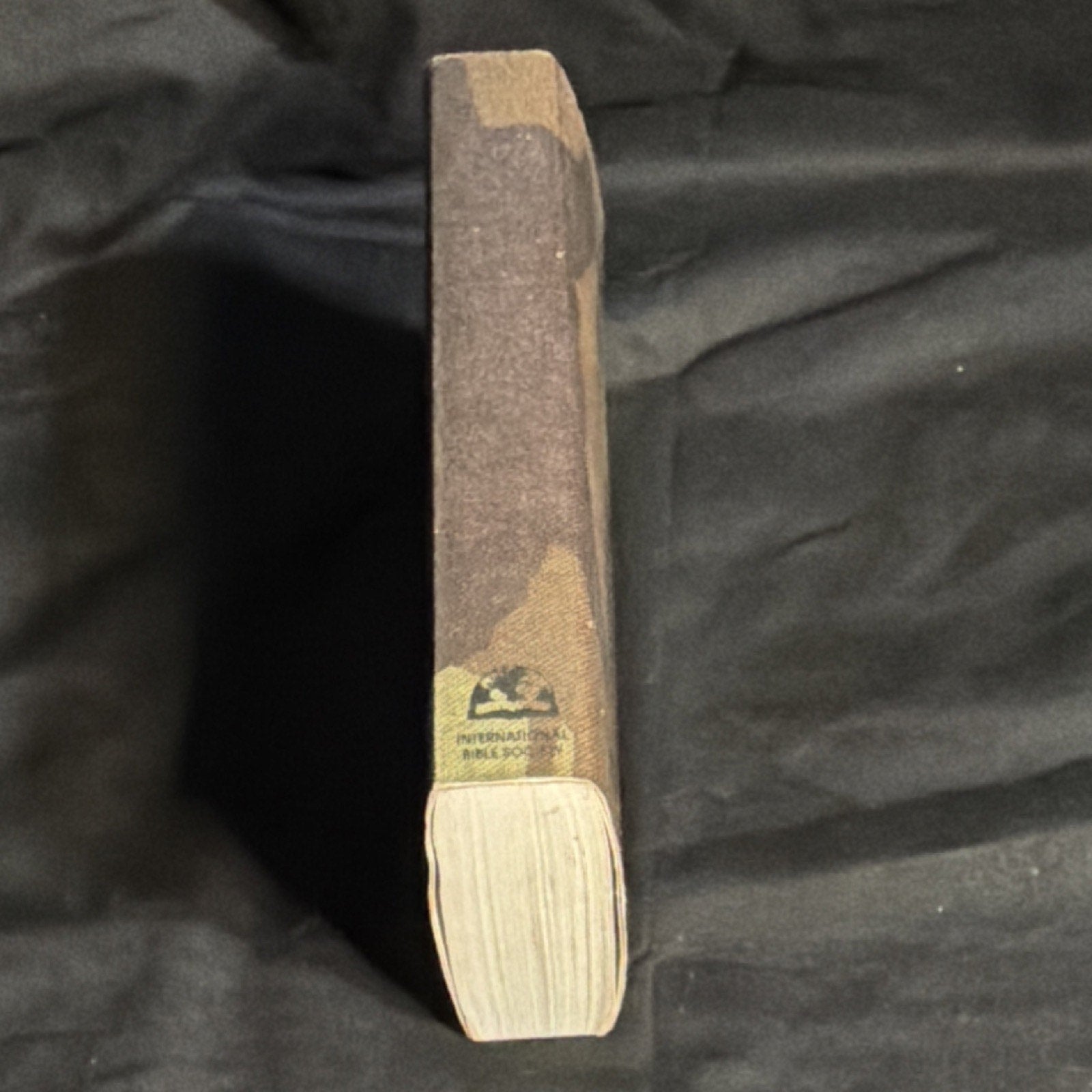 Holy Bible New International Version Military Police Corps Regiment Camo (A53)