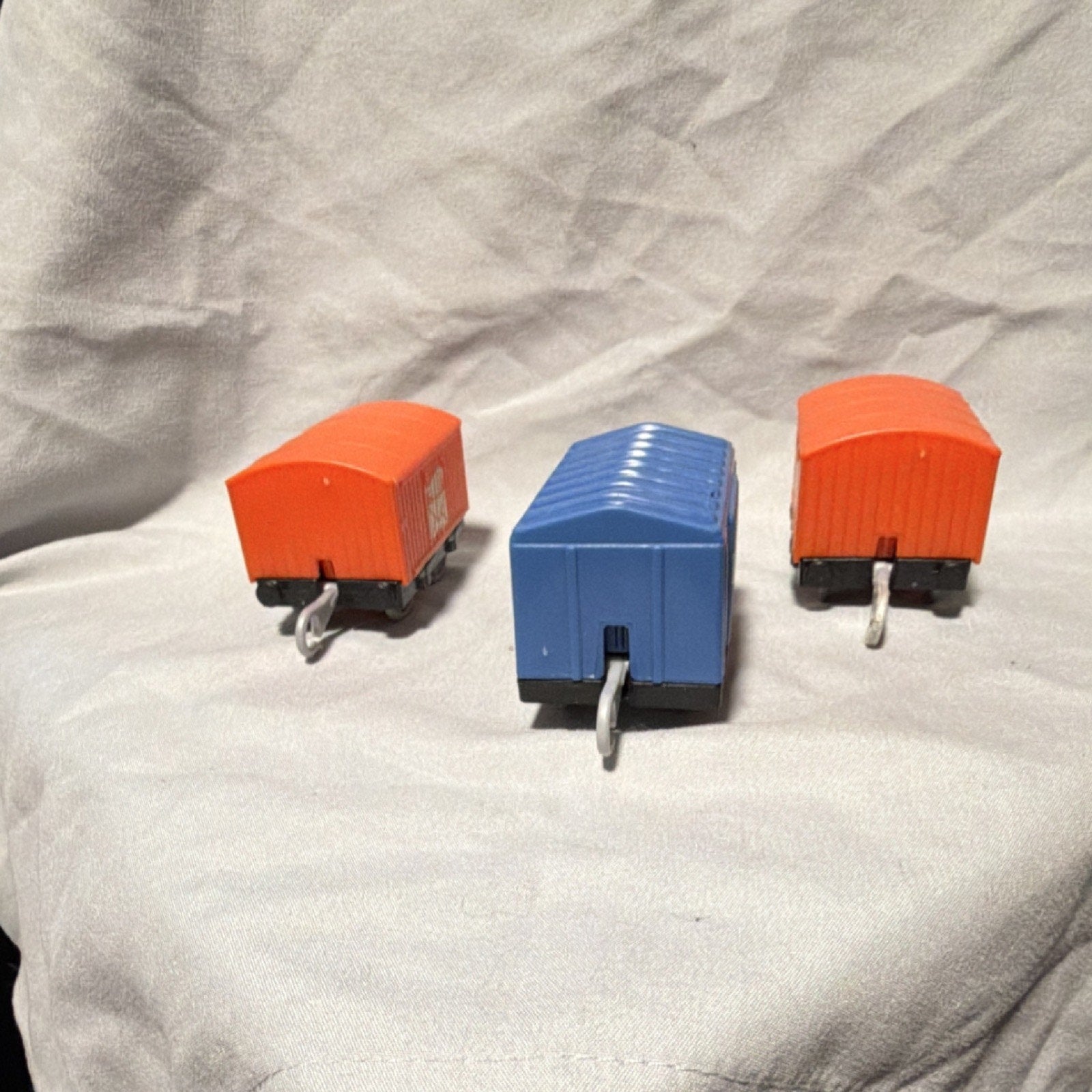 Brendam Bay Shipping Co. Blue Orange Plastic Rolling Stock Train Cars Set