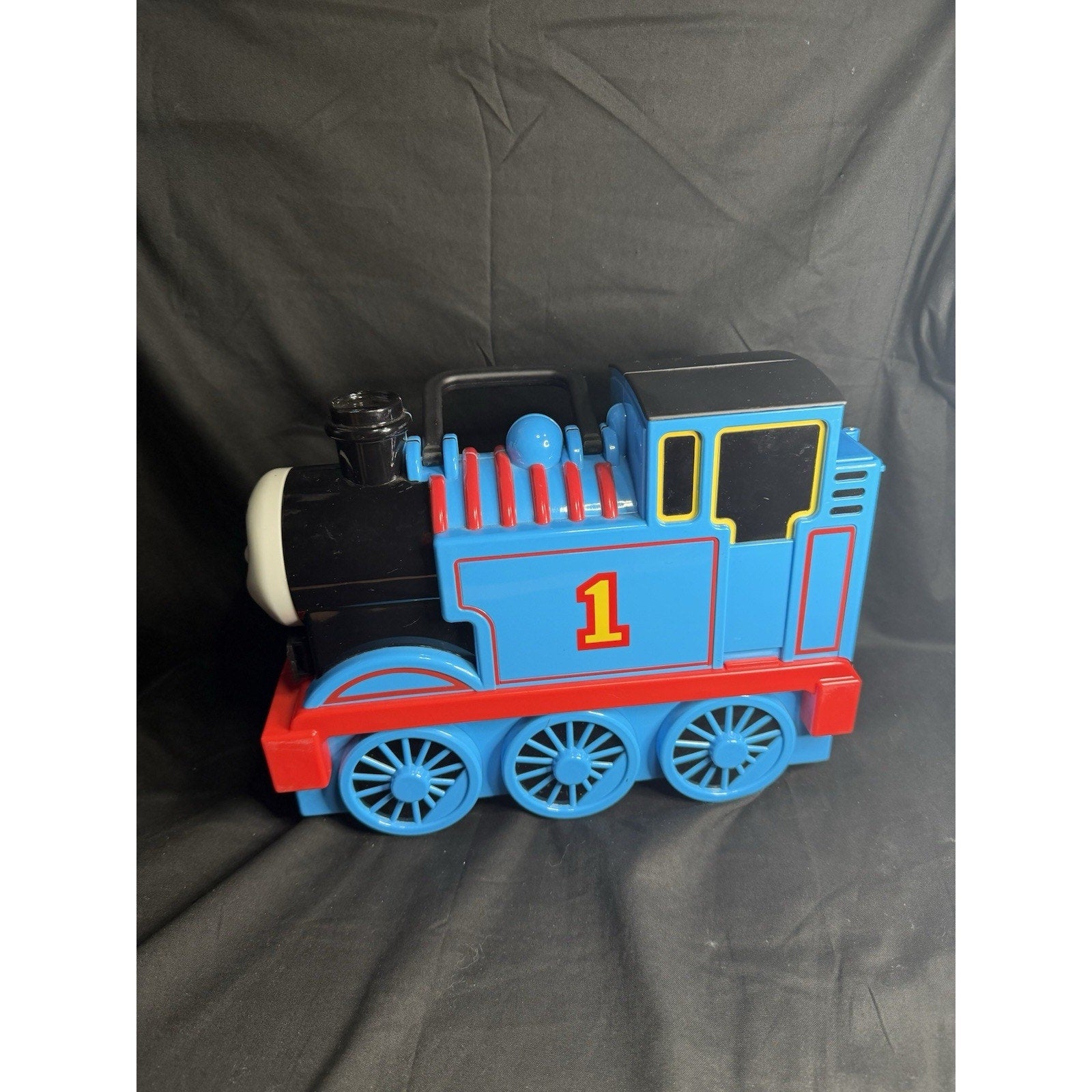 2002 Thomas And Friends - TAKE N' PLAY - Thomas The Tank Carrying Case Train