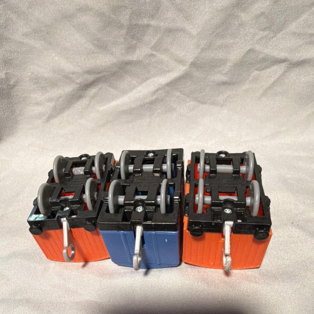 Brendam Bay Shipping Co. Blue Orange Plastic Rolling Stock Train Cars Set