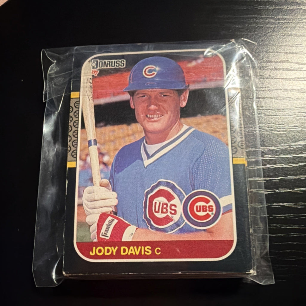 22 Card Lot - Donruss 1987 MLB Baseball Card Lot