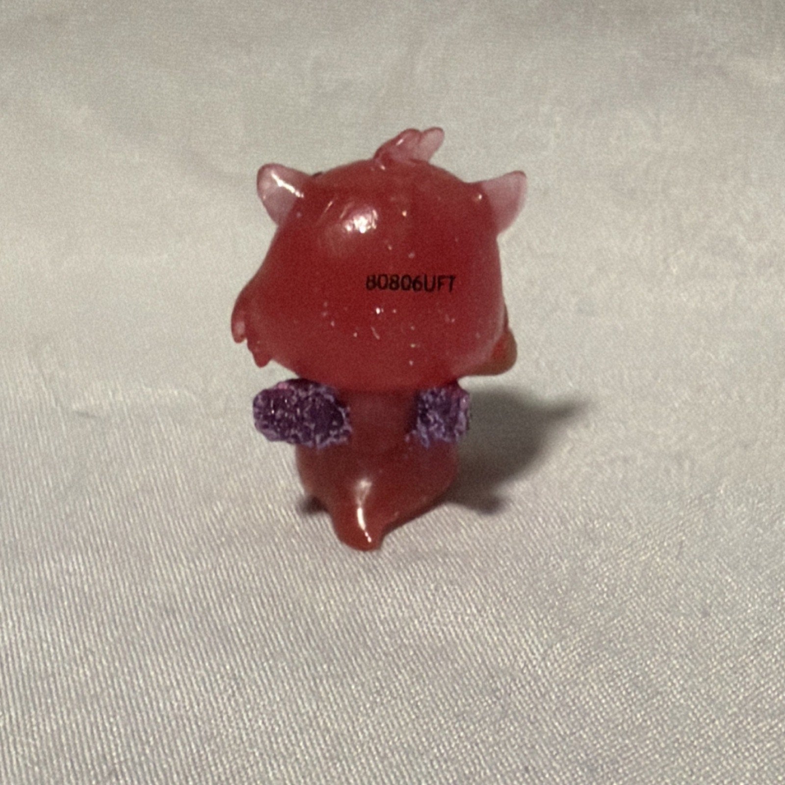 Littlest Pet Shop Fox Figure 80806UFT Glitter Red Animal with Purple Wings