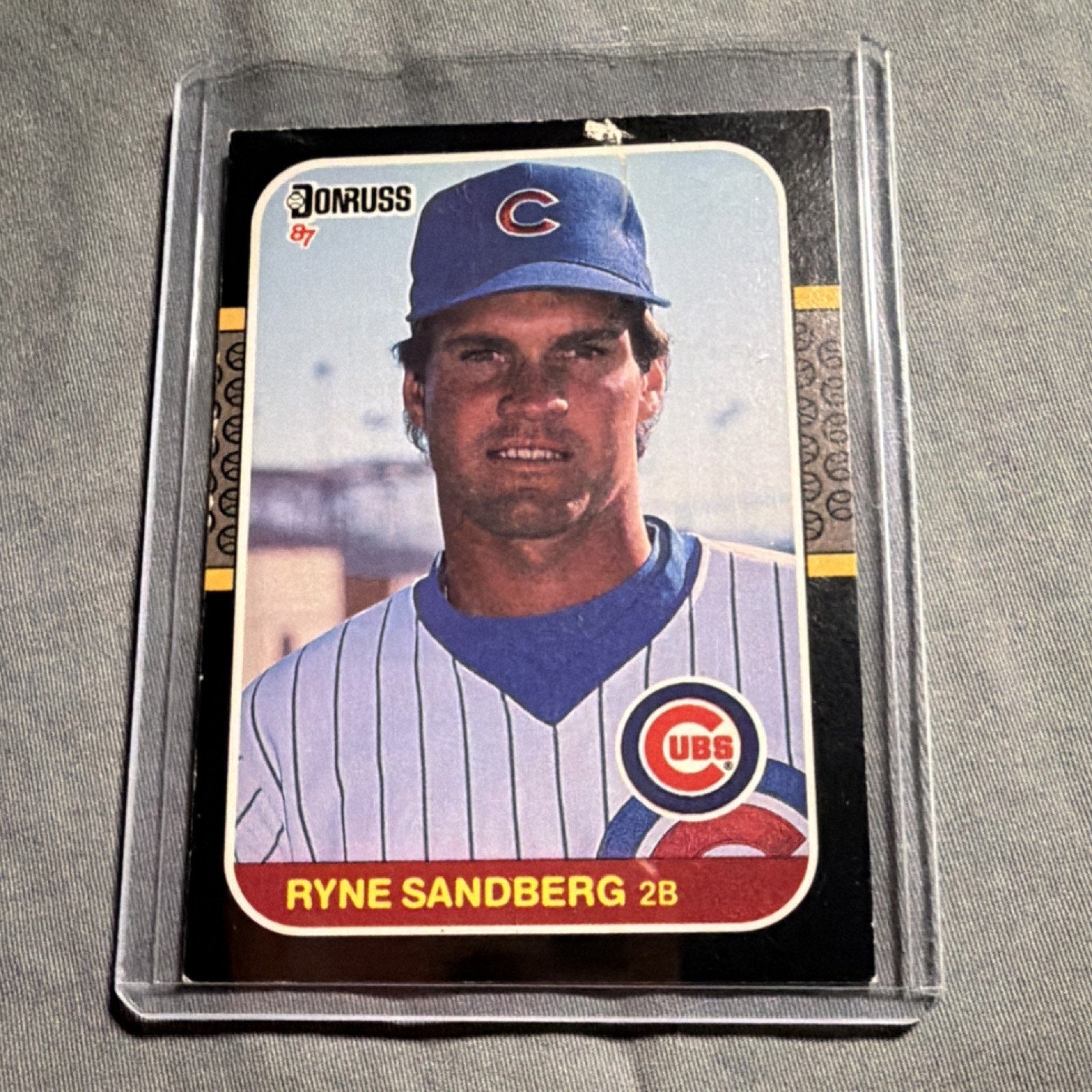 Donruss 1987 Ryne Sandberg #77 Chicago Cubs Baseball Card MLB